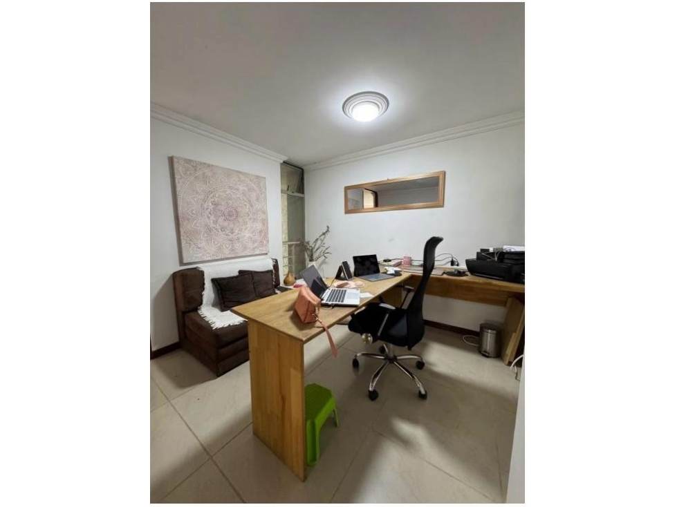 SE VENDE APARTAMENTO EN LAURELES LA CASTELLANA — foto 3