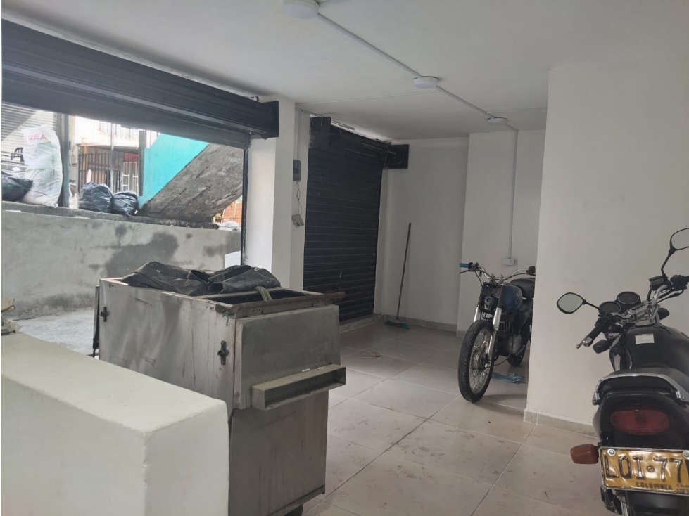 LOCAL COMERCIAL EN ARRIENDO BARRIO PARÍS (BELLO) — foto 3