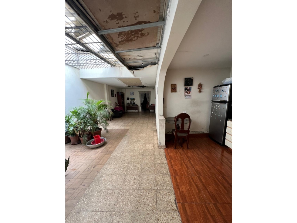 CASA LOTE EN LA AMERICA 230 M2 EXCELENTE UBICACION E INVERSION — foto 6