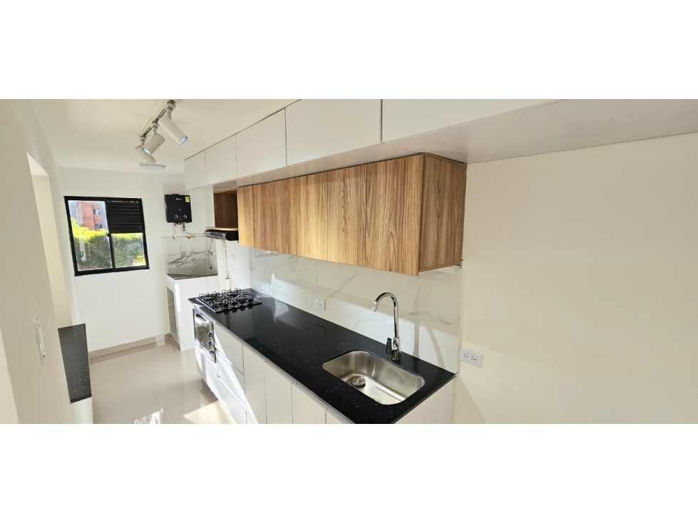 SE VENDE APARTAMENTO EN EL POBLADO LOMA DE LOS PARRA (PB) — foto 3