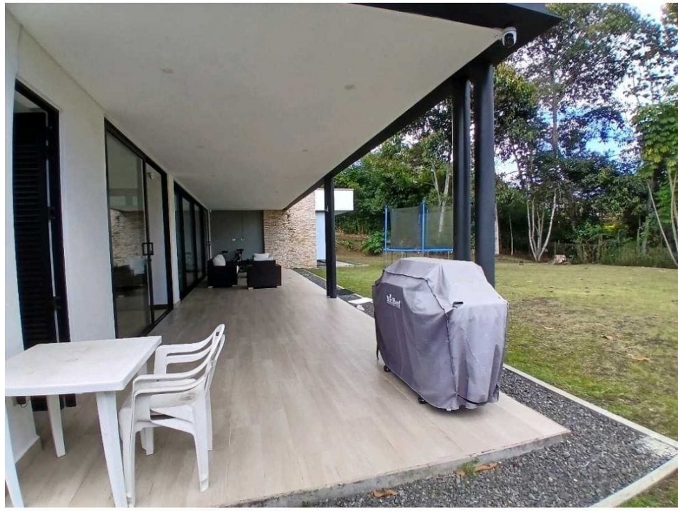 SE VENDE CASA CAMPESTRE EN LA CEJA VIA SAN ANTONIO — foto 3