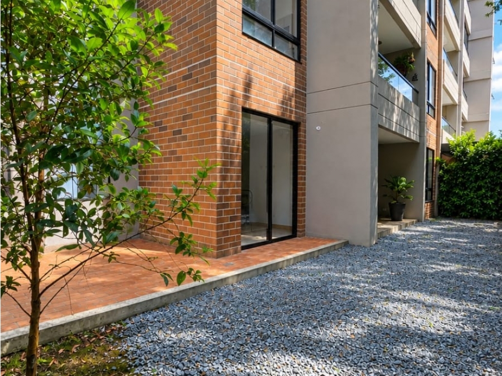 Apartamento | El retiro Esquinero En primer piso