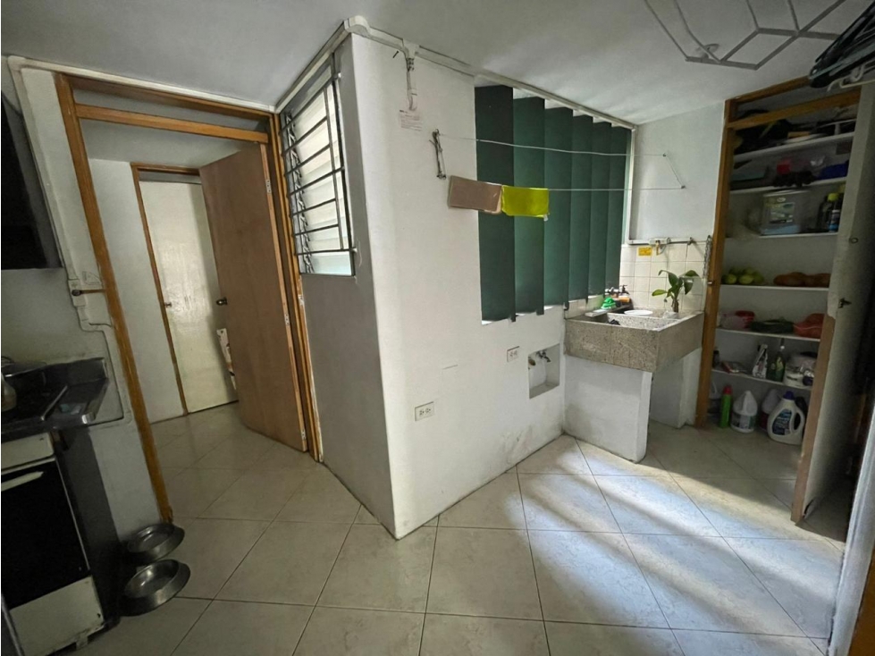 VENDO APARTAMENTO EN LOS COLORES — foto 4
