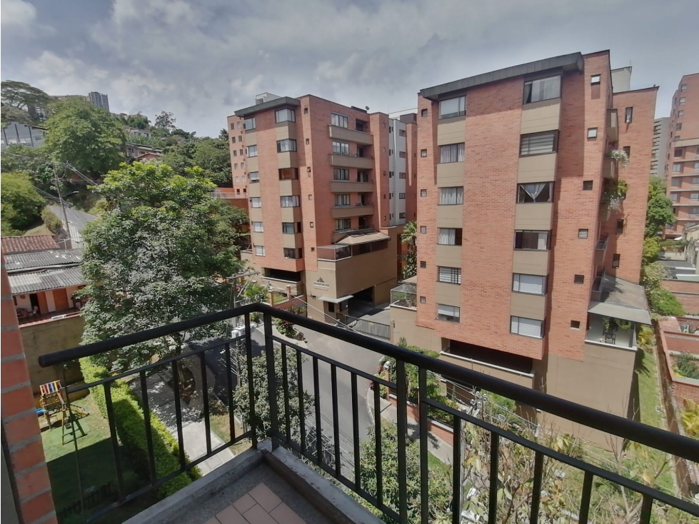 SE ARRIENDA APARTAMENTO EN ENVIGADO URBANIZACION FLORES DE MAYORCA