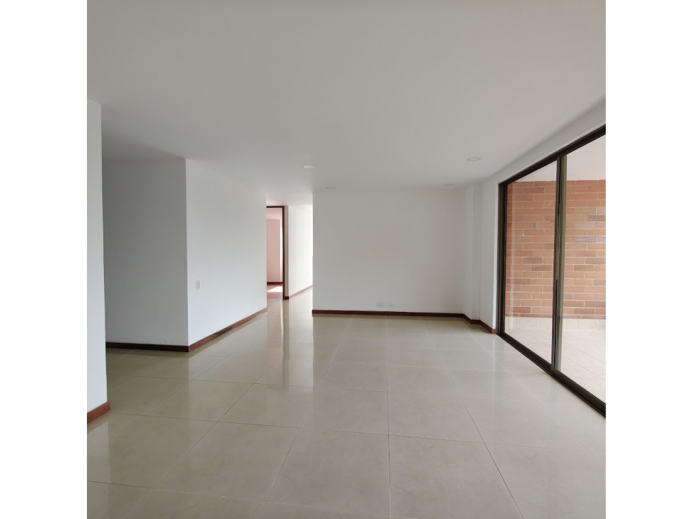 Apartamento en venta El Poblado, sector La Calera. — foto 3
