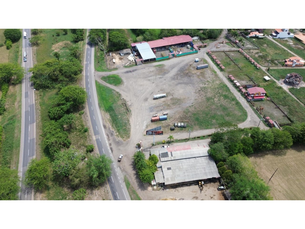 VENTA DE LOTE COMERCIAL EN LA RUTA DEL SOL - 1