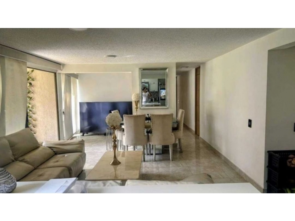 VENTA DE APARTAMENTO EN LA LOMA DE LOS BERNAL. - 3
