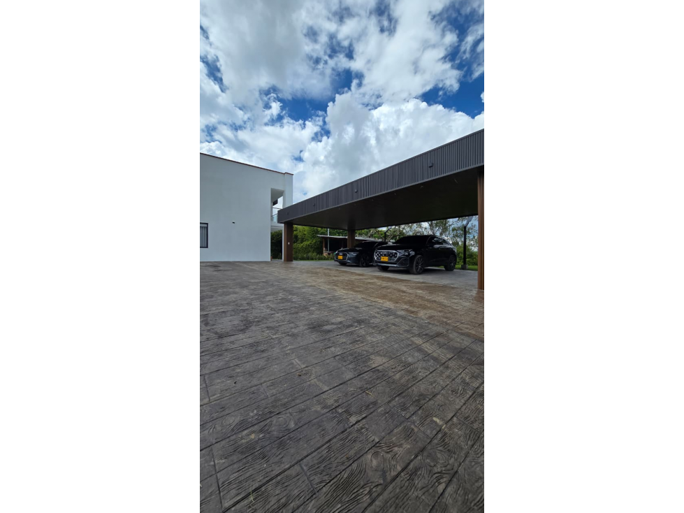 SE VENDE HERMOSA CASA CAMPESTRE EN GUARNE — foto 2