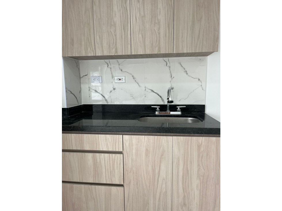 APARTAMENTO EN ARRIENDO EDIFICIO PH SABANETA NUEVO — foto 6