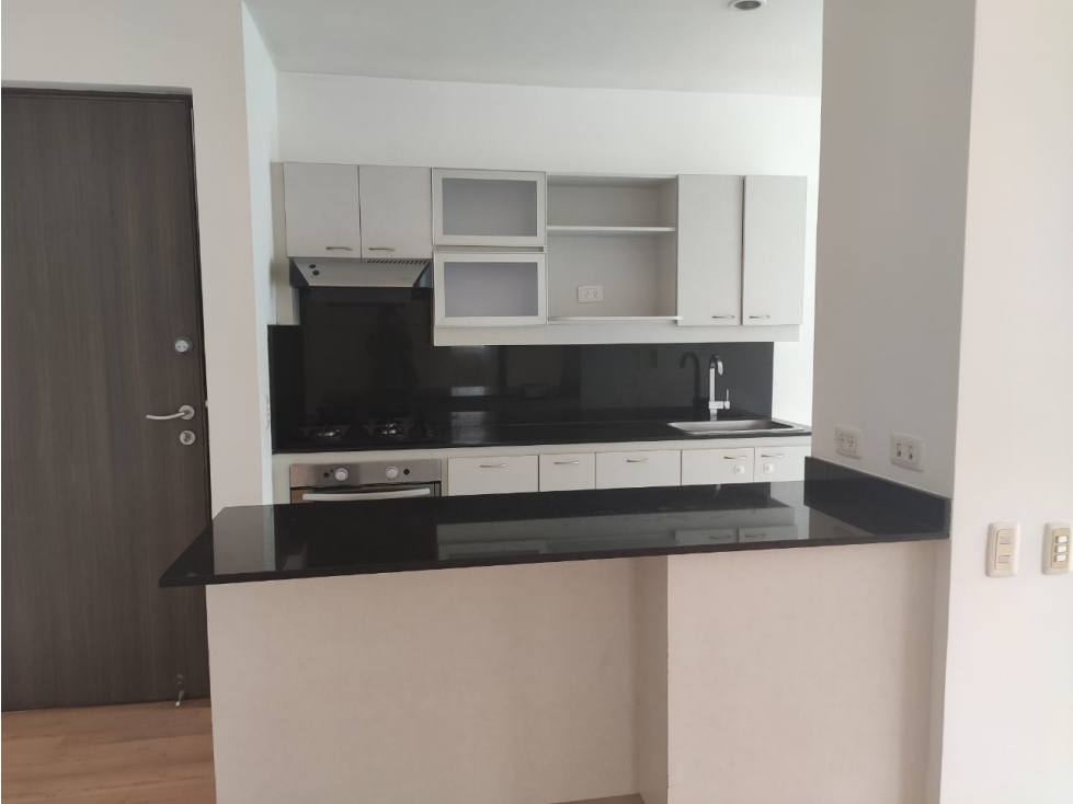 ARRIENDO APARTAMENTO ENVIGADO SECTOR CUMBRES.