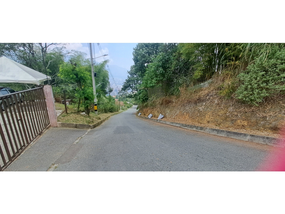 VENDO LOTE CON 2 PROPIEDADES CONSTRUIDAS EN SABANETA VEREDA LAS BRISAS — foto 4
