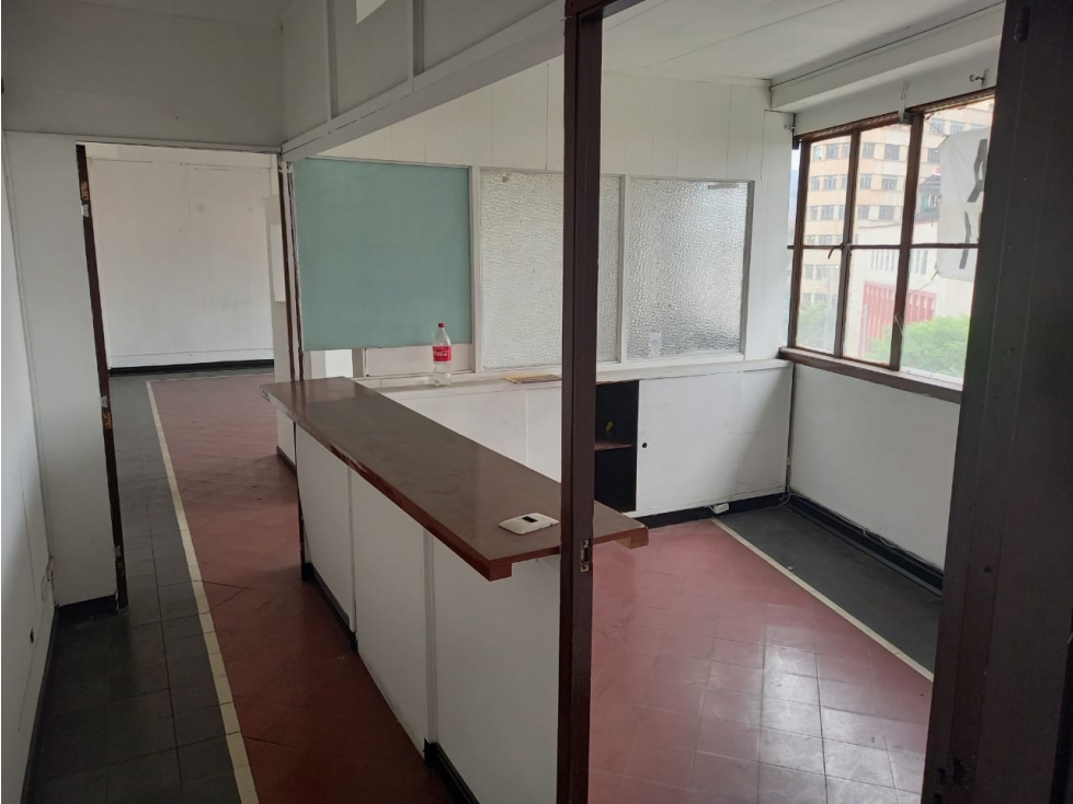 GANGA BODEGA EN VENTA SECTOR CENTRO DE MEDELLÍN — foto 5