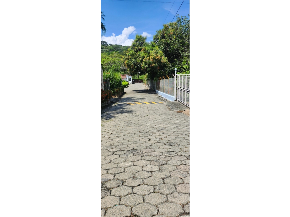 VENTA CASA CAMPESTRE EN CONDOMINIO SECTOR LA PINTADA - 3