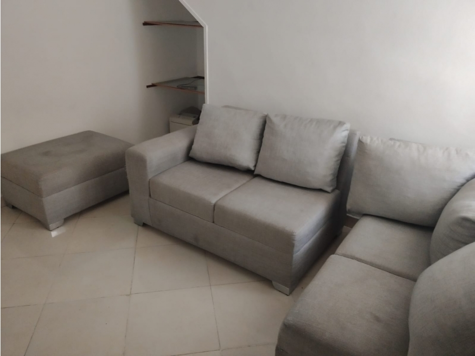 CASA MUY AMPLIA EN PRIMER PISO EN VENTA EN GUAYABAL — foto 3