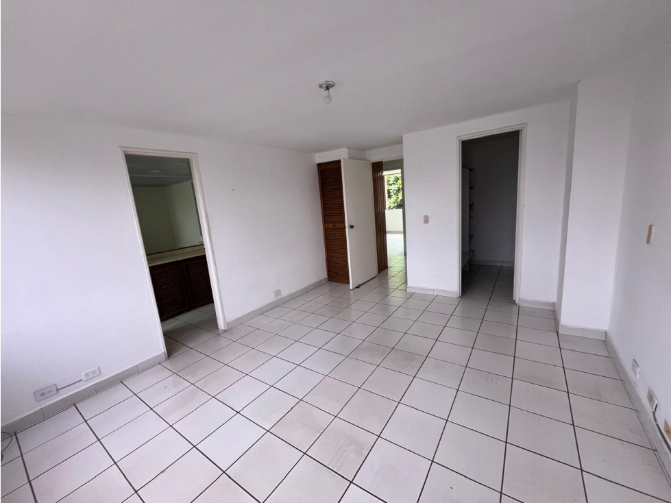 SE VENDE APARTAMENTO EN EL POBLADO SECTOR EL CAMPESTRE — foto 3