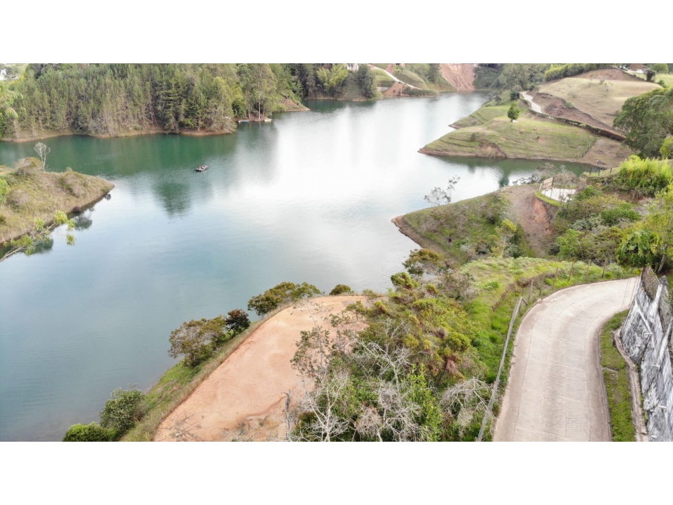 LOTE GUATAPE, VEREDA EL UVITAL