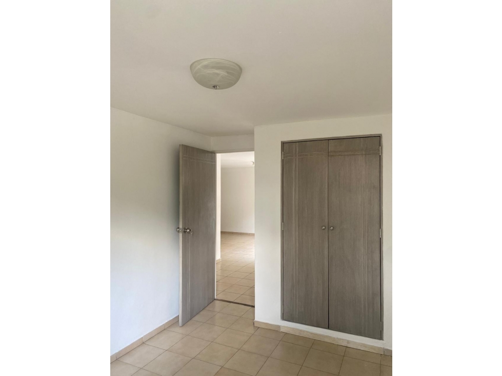 SE VENDE APARTAMENTO EN LUARELES NOGAL — foto 4