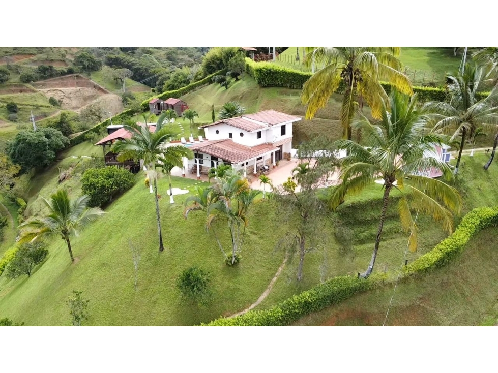 SE VENDE HERMOSA CASA CAMPESTRE EN PORCE - 4