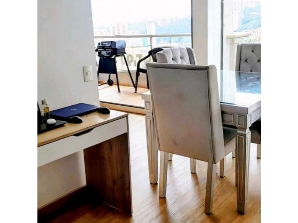 VENTA DE APARTAMENTO EN LA LOMA DE LOS BERNAL. — foto 4