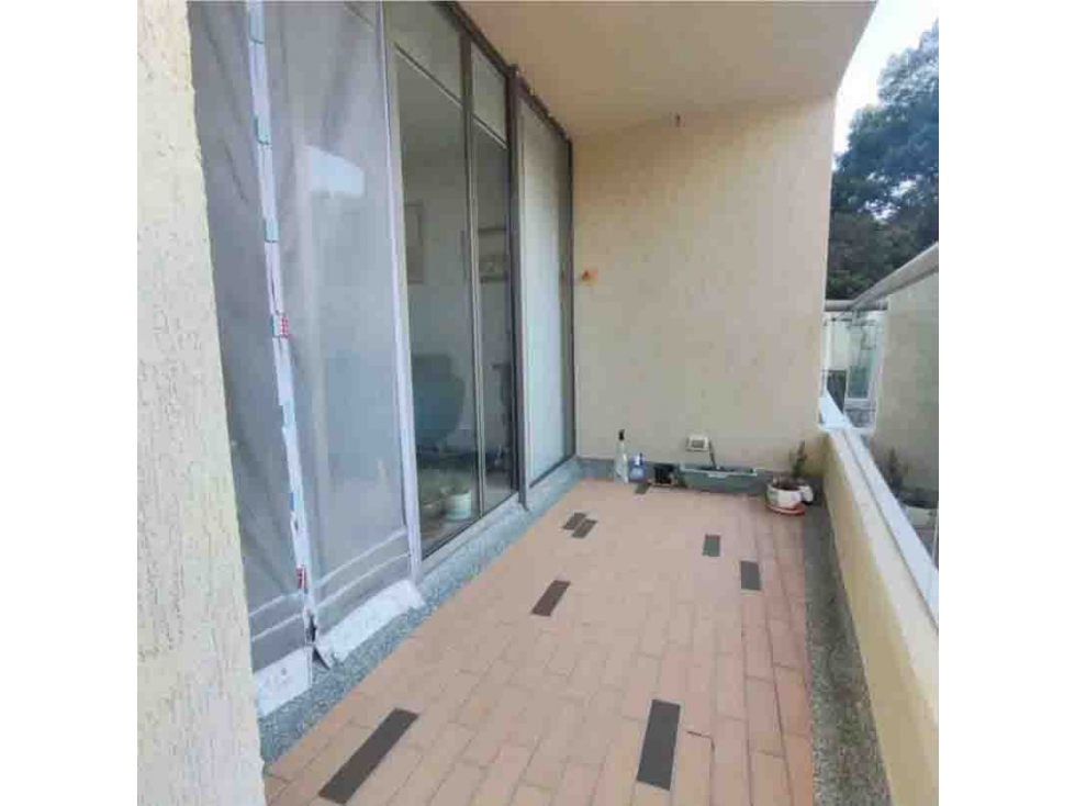 VENTA DE APARTAMENTO EN LA LOMA DE LOS BERNAL. — foto 4