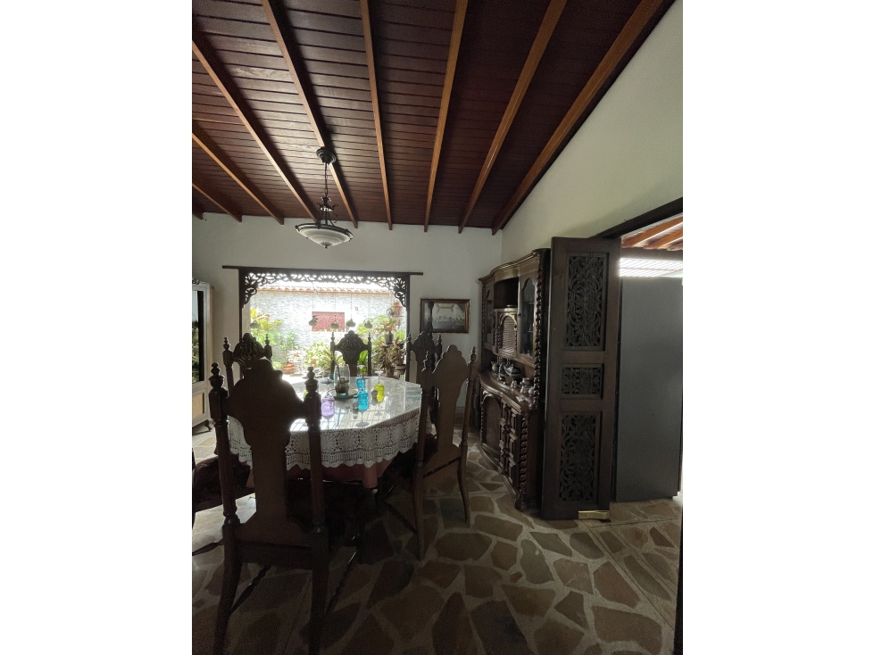 VENTA DE CASA EN EL BARRIO LOS ANGELES EN MEDELLÍN — foto 4