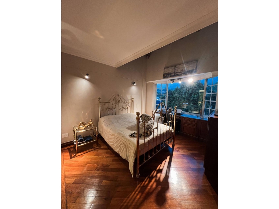 VENTA HERMOSA CASA EN ENVIGADO SECTOR LOMA DEL ESCOBERO — foto 4