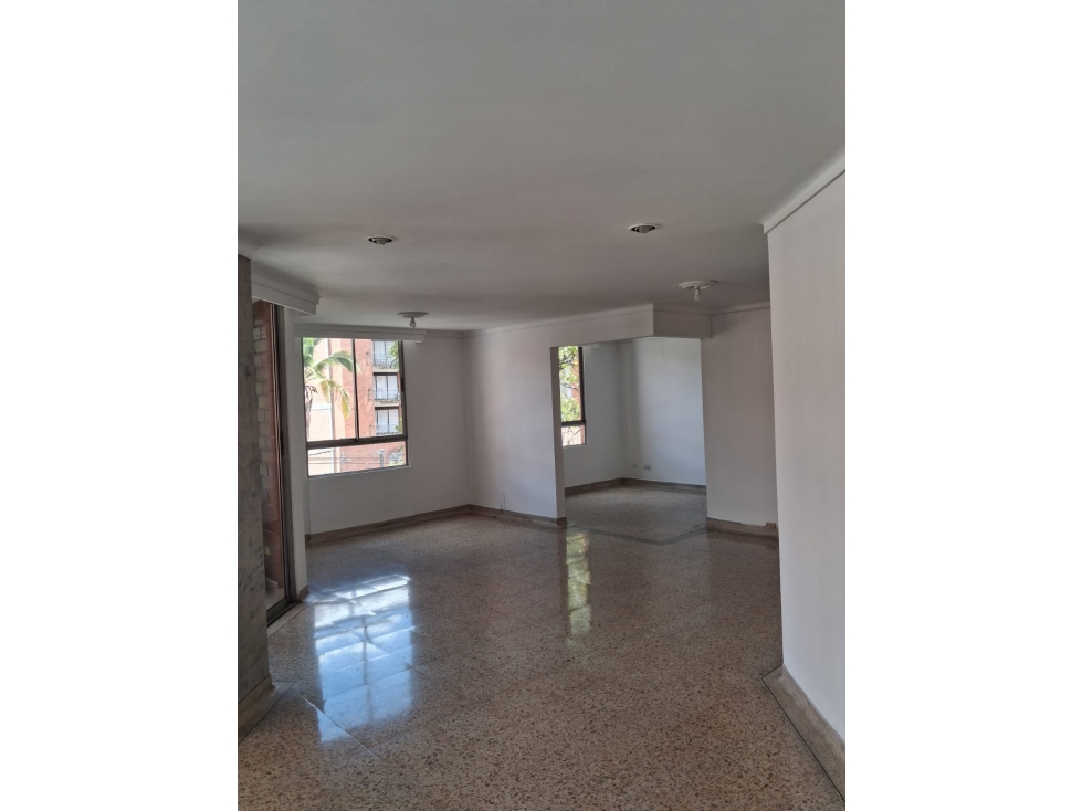 VENDO APARTAMENTO EN LAURELES — foto 2