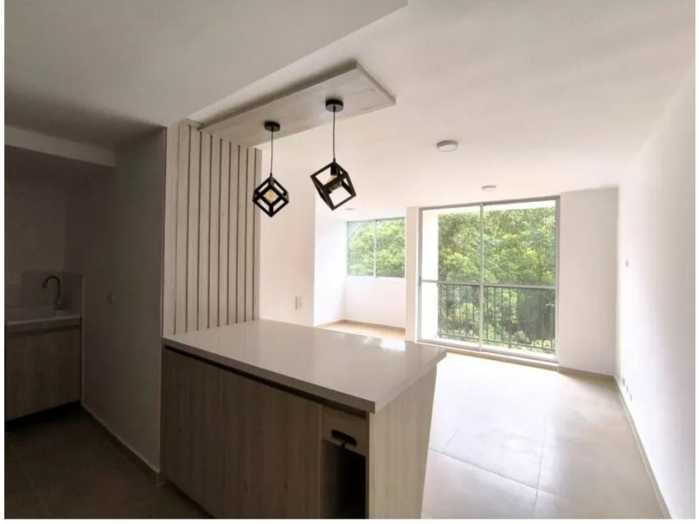 EN VENTA APARTAMENTO EN LA ESTRELLA - BARRIO LA INMACULADA PISO ALTO — foto 4