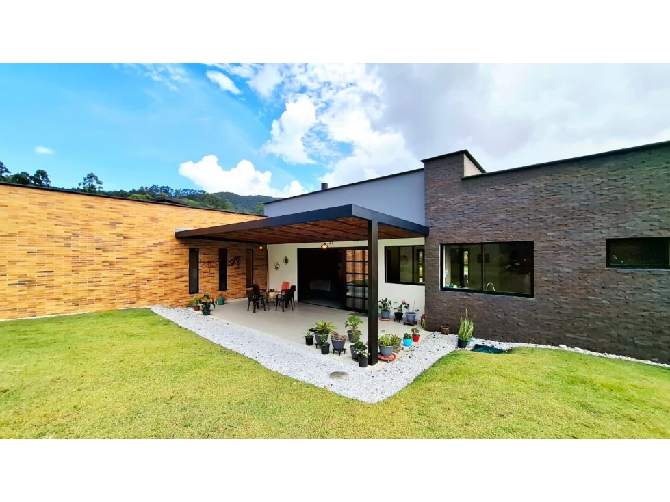 SE VENDE CASA CAMPESTRE EN LA CEJA VIA SAN ANTONIO DE PEREIRA — foto 4