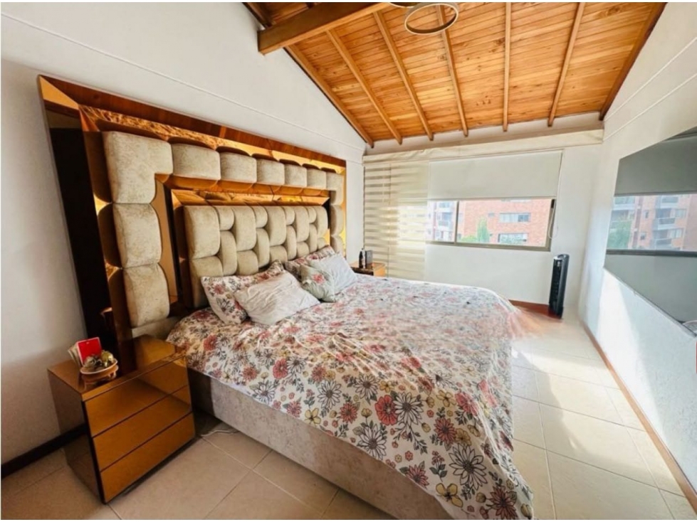 VENDO CASA EN ENVIGADO EN LA LOMA DEL CHOCHO — foto 4