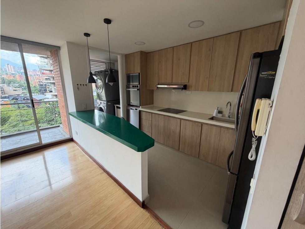 APARTAMENTO EN VENTA | LOMA LALINDE, EL POBLADO