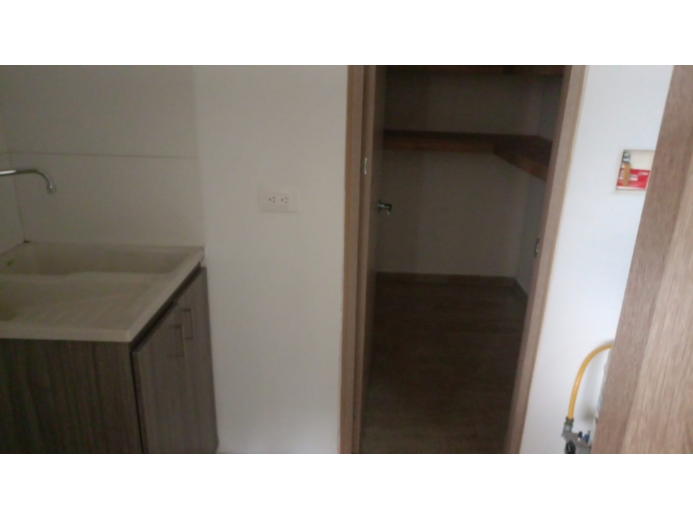 VENDO APARTAMENTO EN CASTROPOL EN PISO ALTO — foto 6