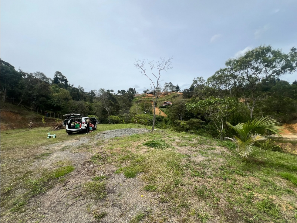 Vendo Lote Campestre de 2.000 m² en Rionegro Vereda La Playa — foto 4