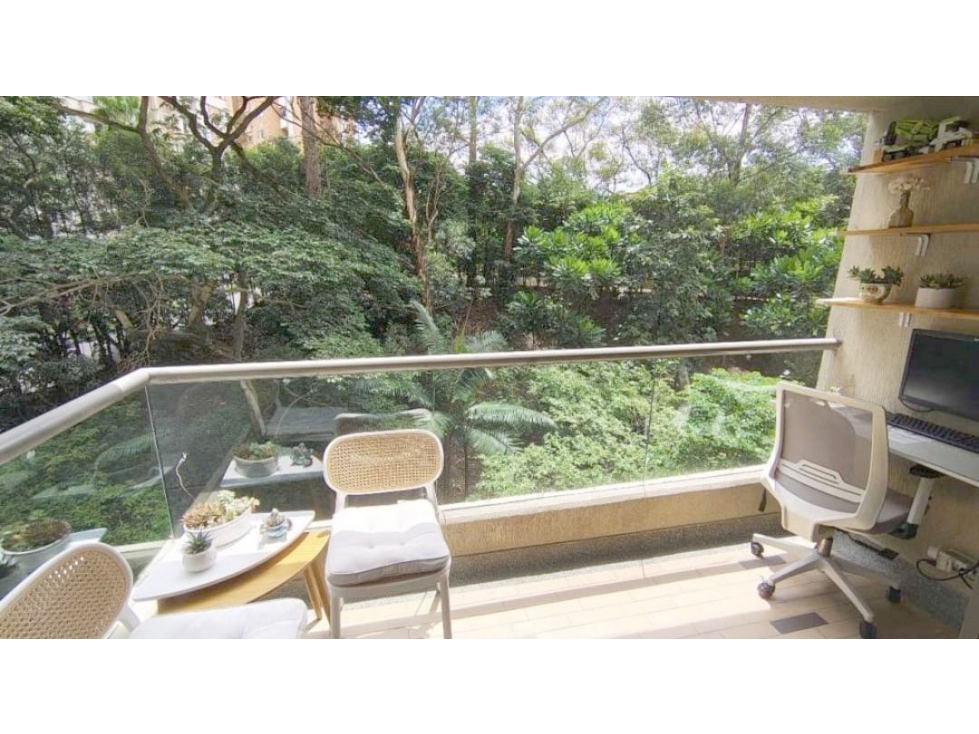 VENTA DE APARTAMENTO EN LA LOMA DE LOS BERNAL. ESPACIO GENEROSO, — foto 4