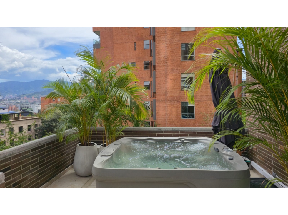 SE VENDE APARTAMENTO EN EL POBLADO - CASTROPOL (PB) — foto 4