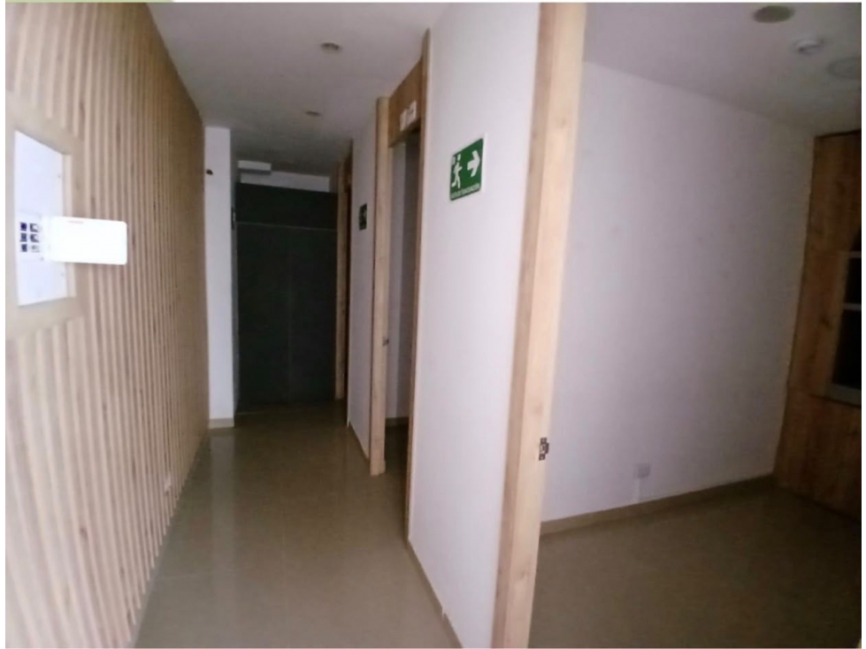 VENTA DE LOCAL COMERCIAL EN LAS PALMAS EN UN MALL - 4