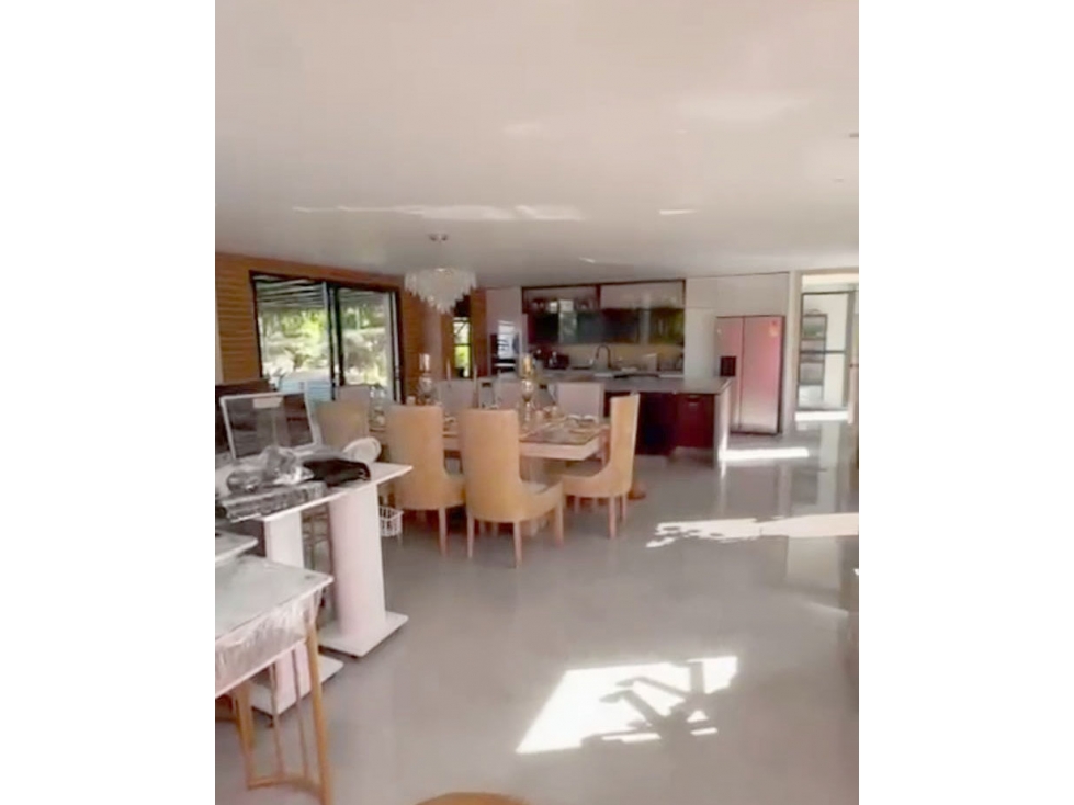VENTA DE CASA FINCA EN CONDOMINIO DE COPACABANA. — foto 5