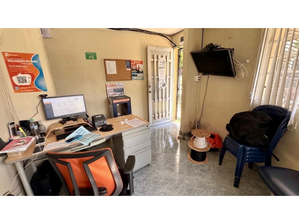 VENTA DE CASA-LOCAL ESQUINERO VIA PRINCIPAL TRANVIA — foto 6