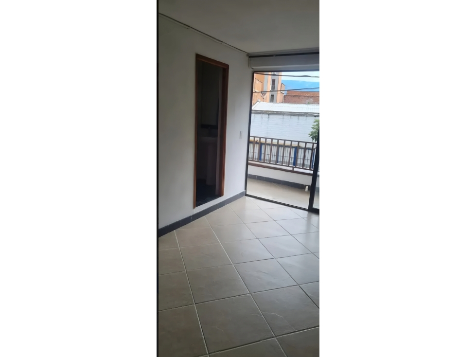 VENDO CASA PH EN FLORIDA NUEVA — foto 4