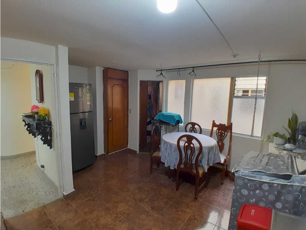 APARTAMENTO EN VENTA EN EL SECTOR DE LOS COLORES, MEDELLIN — foto 5