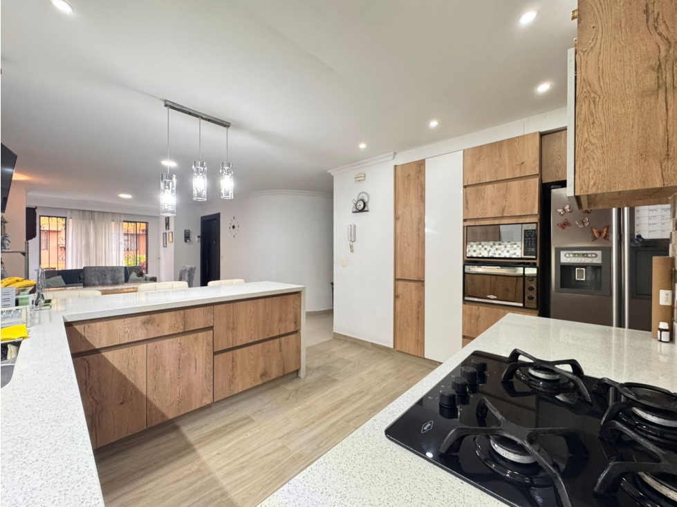 SE VENDE APARTAMENTO EN LAURELES — foto 4