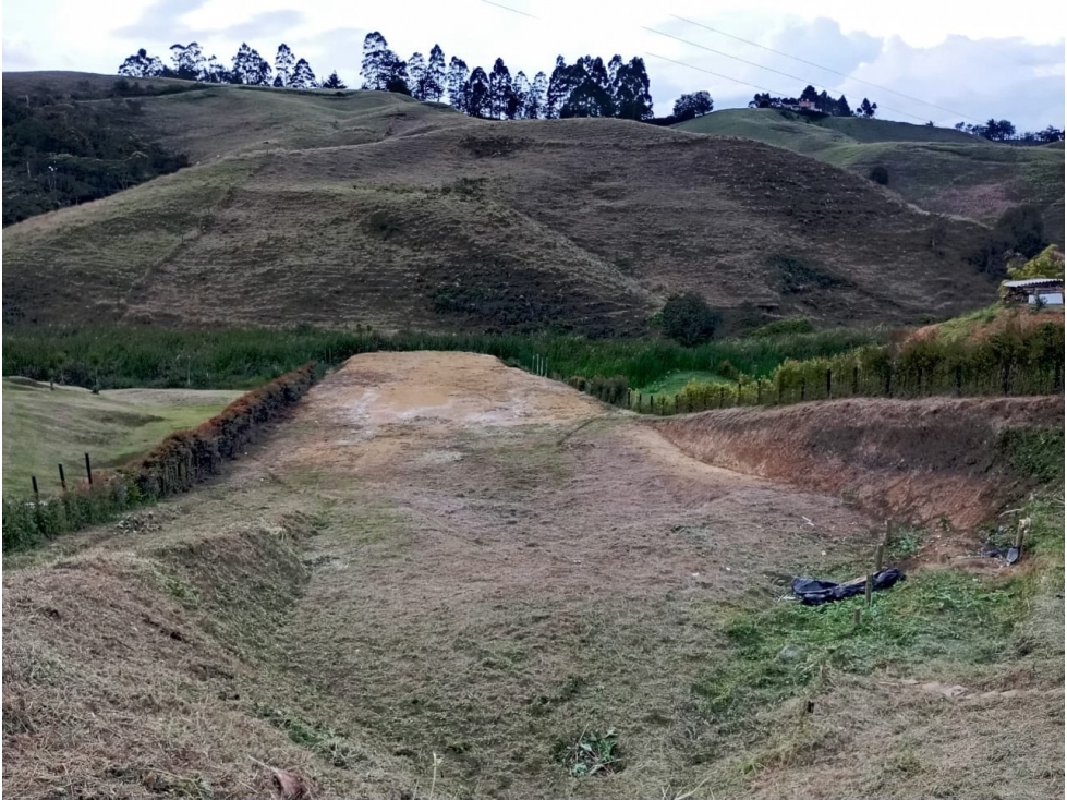 VENTA DE LOTE EN EL CARMEN DE VIBORAL - 4