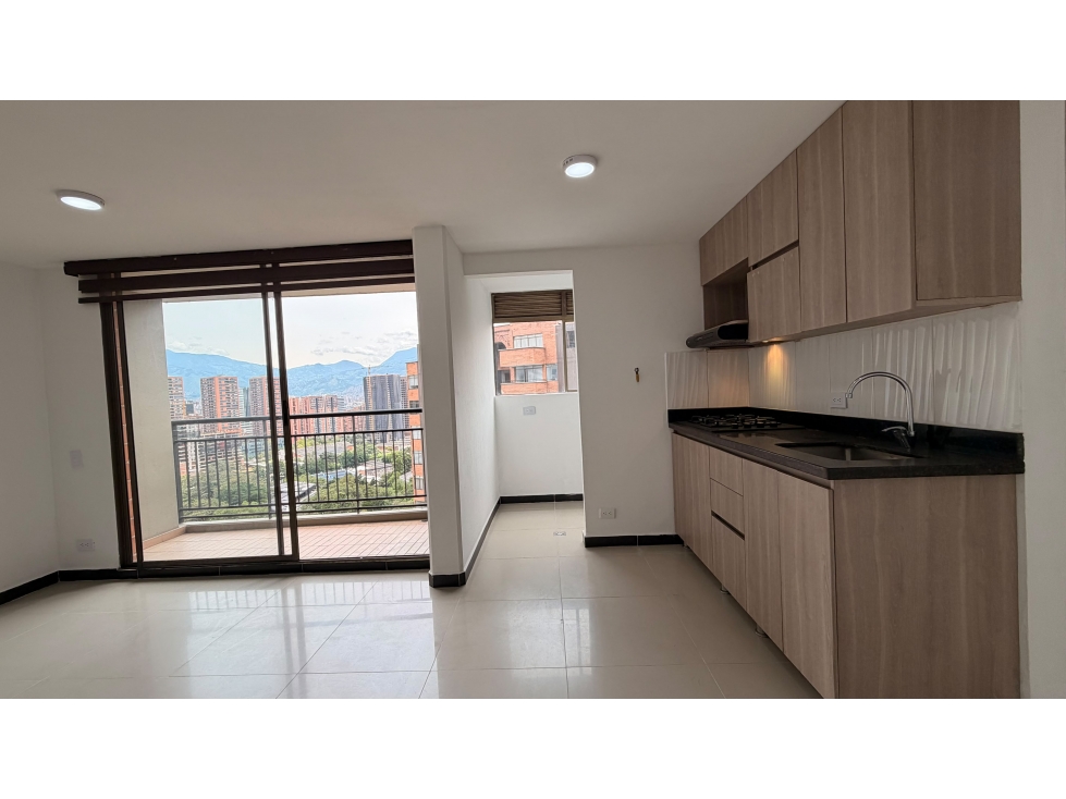 Apartamento en Castropol Poblado — foto 3
