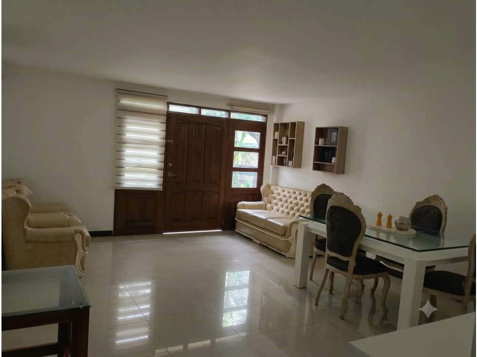 VENTA DE CASA, EN SANTA MÓNICA — foto 2