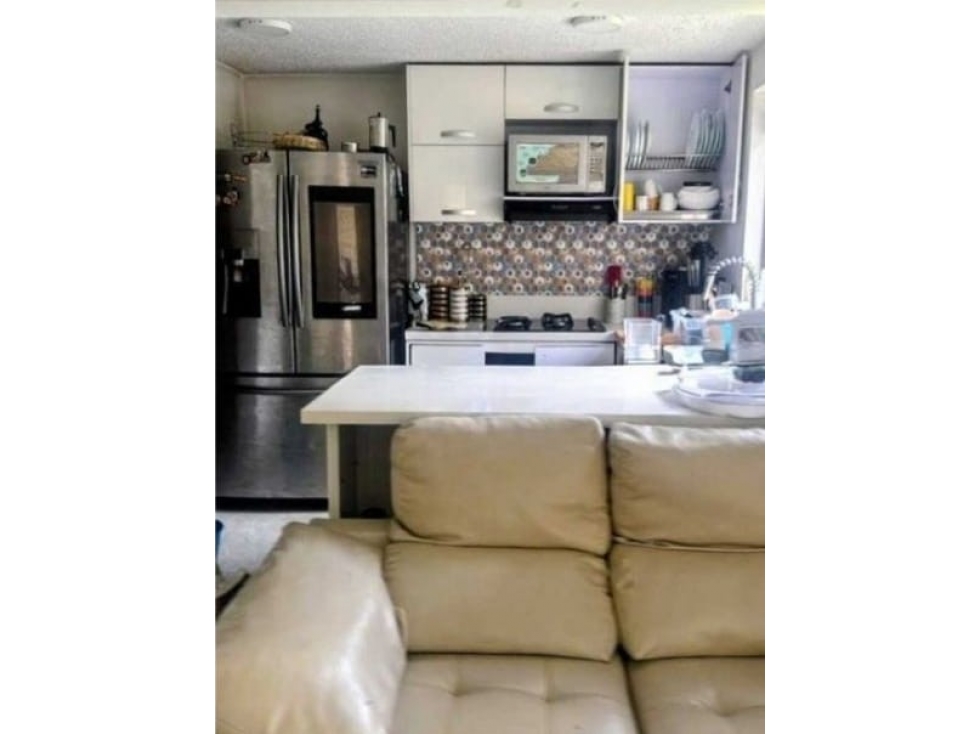 VENTA DE APARTAMENTO EN LA LOMA DE LOS BERNAL. - 4