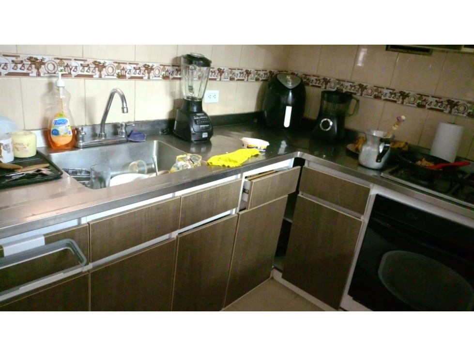 VENDO CASA COMERCIAL EN LE BARRIO SAN PABLO DE MEDELLIN - 6