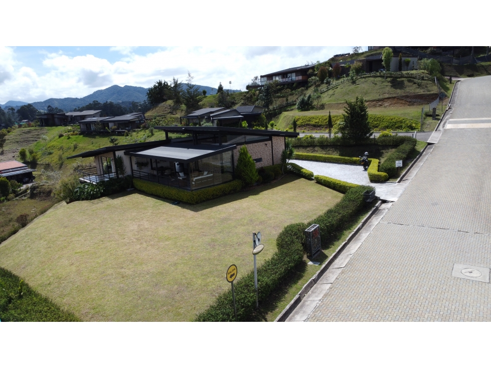 SE VENDE CASA CAMPESTRE EN EL RETIRO — foto 4