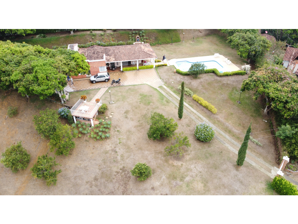 SE VENDE HERMOSA CASA CAMPESTRE EN GIRARDOTA — foto 4