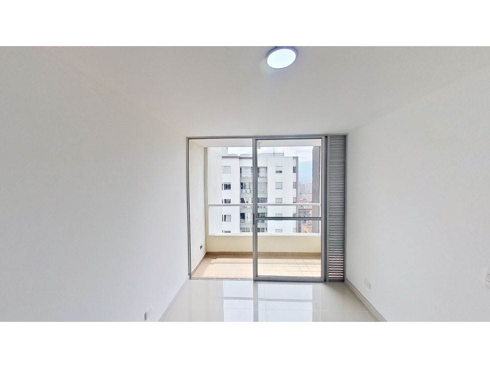 Apartamento en Venta de 68 m2 en Calle Larga Sabaneta — foto 2