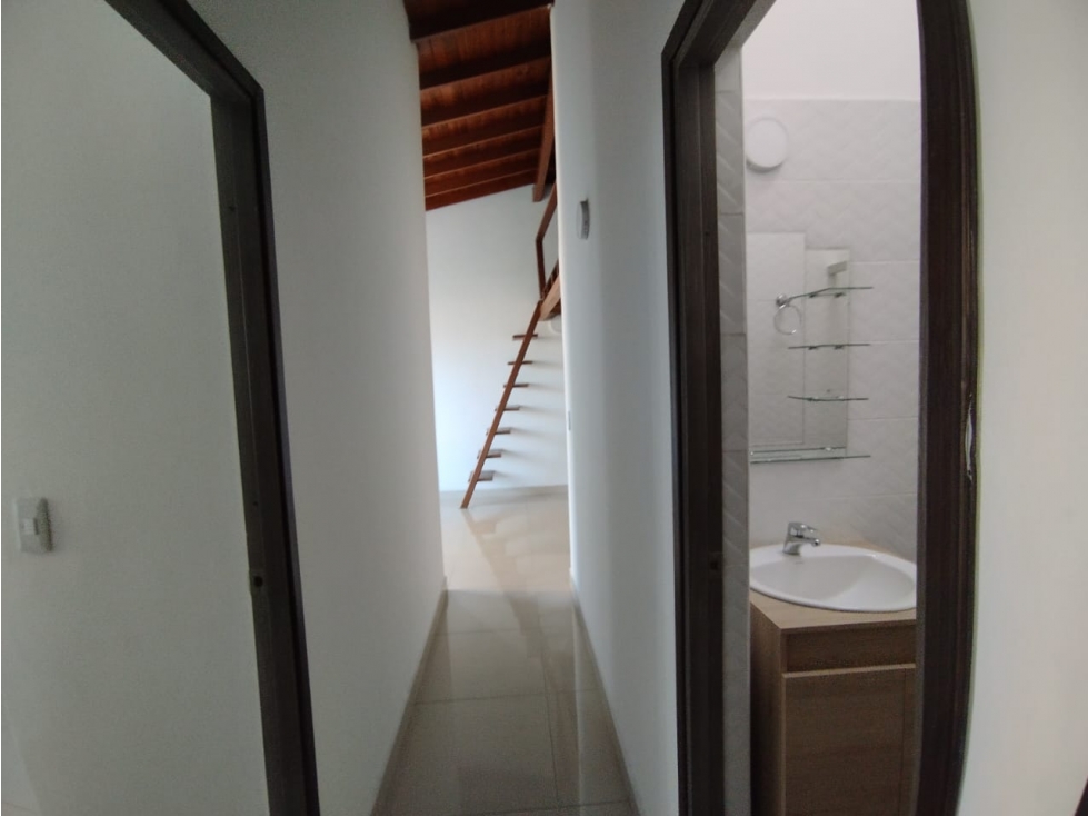 VENDO APARTAMENTO POR ESCALAS EN PLICARICA MEDELLIN — foto 6